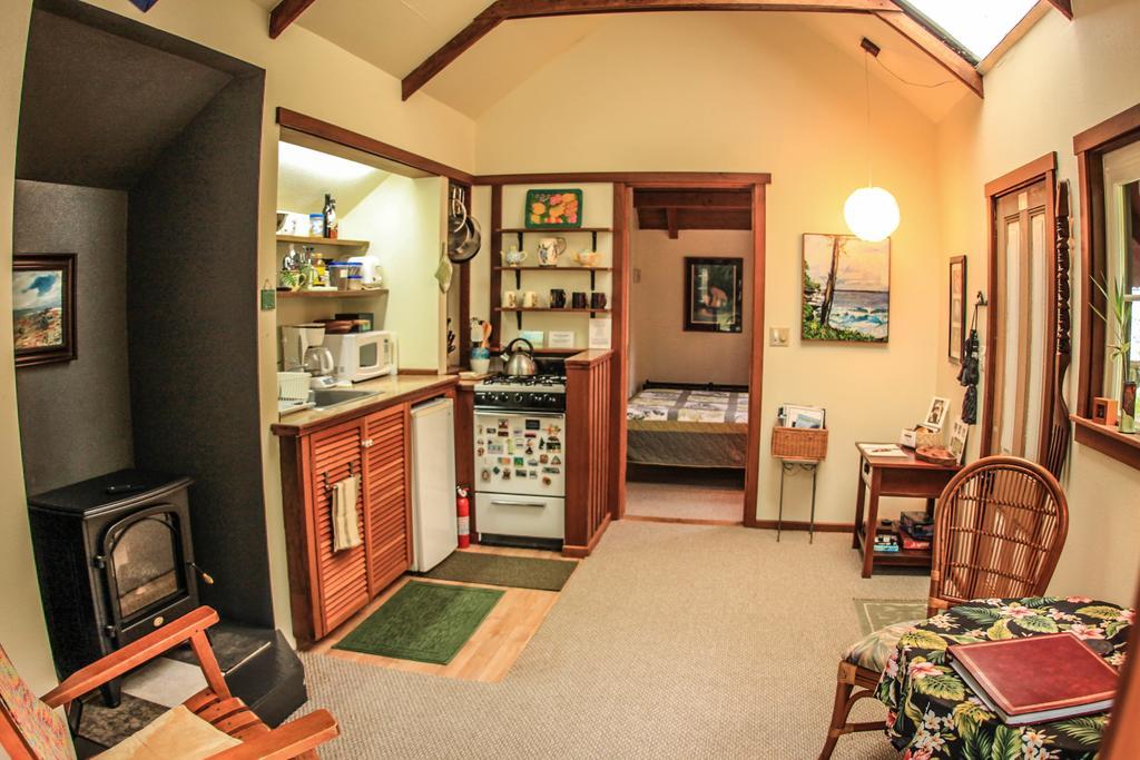 Ferny Hollow: Romantic Rainforest Cottage Волкано Экстерьер фото
