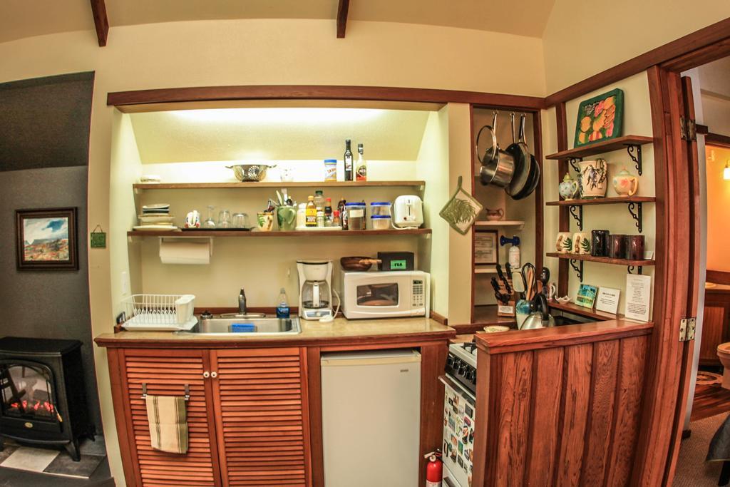 Ferny Hollow: Romantic Rainforest Cottage Волкано Экстерьер фото
